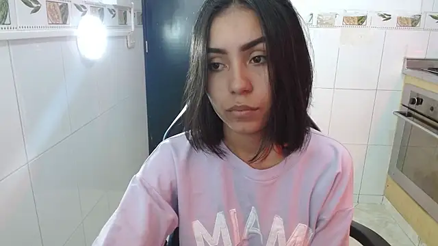 julieta fn online show from December 20, 2025, 1:29 pm