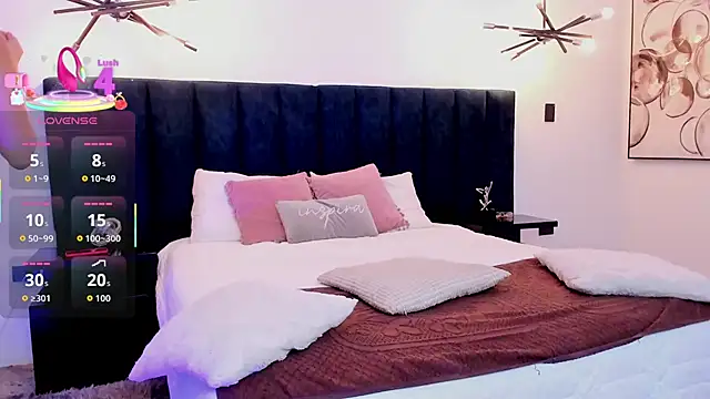 nattashaa7 online show from October 28, 2025, 11:36 am