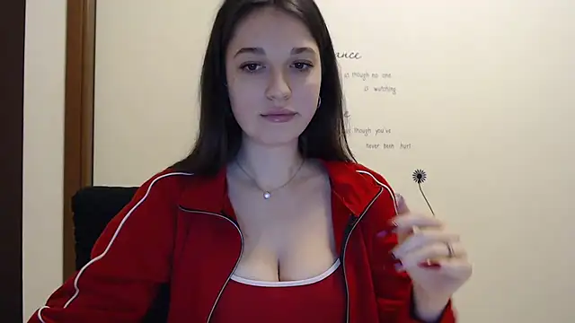 Eva Eldis online show from November 4, 2025, 4:39 pm