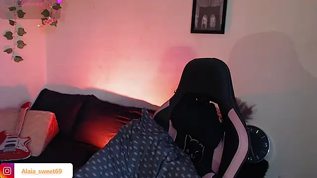 alaia sweetxxx online show from February 20, 2026, 10:21 pm