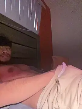 Snapshot of Latinangel7 chatting on September 27, 2025, 10:20 am Latinangel7 online show from September 27, 2025, 10:20 am