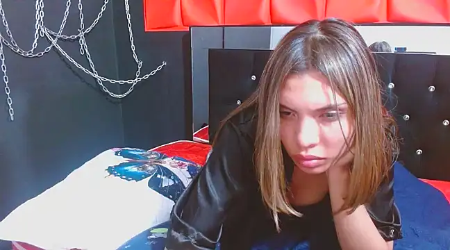 VioletDivala online show from February 8, 2025, 8:42 am