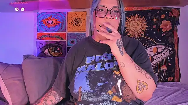 Banana squirt online show from November 7, 2025, 9:59 pm