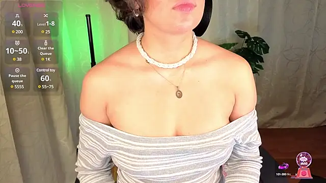 sophia dumont online show from March 14, 2025, 5:16 am