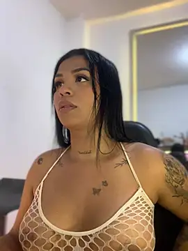 tinalove7 online show from April 11, 2026, 10:47 pm