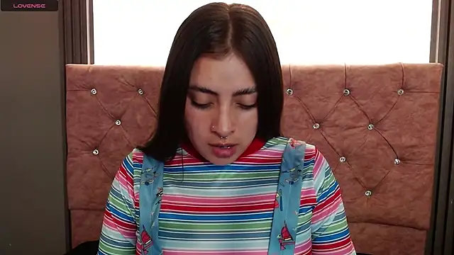 Snapshot of Emmaa_dia chatting on October 28, 2025, 7:27 pm Emmaa dia online show from October 28, 2025, 7:27 pm