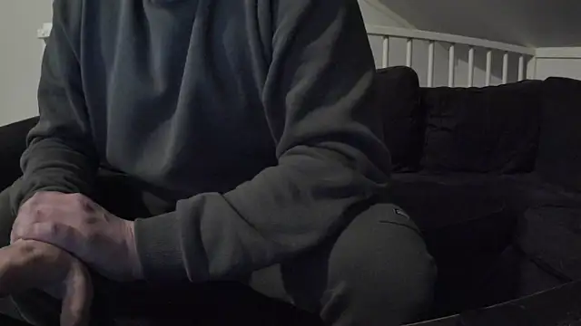 YourLoveBoyKevin online show from February 17, 2025, 8:47 pm