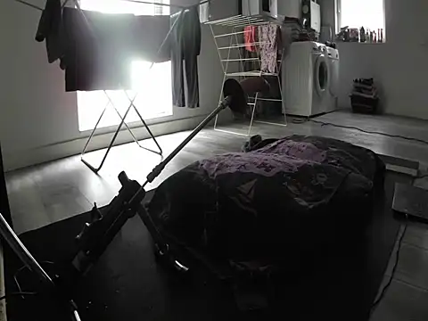 YourLoveBoyKevin online show from September 16, 2025, 3:02 pm