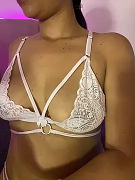 Snapshot of trex_x chatting on February 20, 2026, 6:52 pm trex x online show from February 20, 2026, 6:52 pm