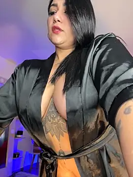 Madissonlove 1 online show from November 18, 2025, 11:36 am