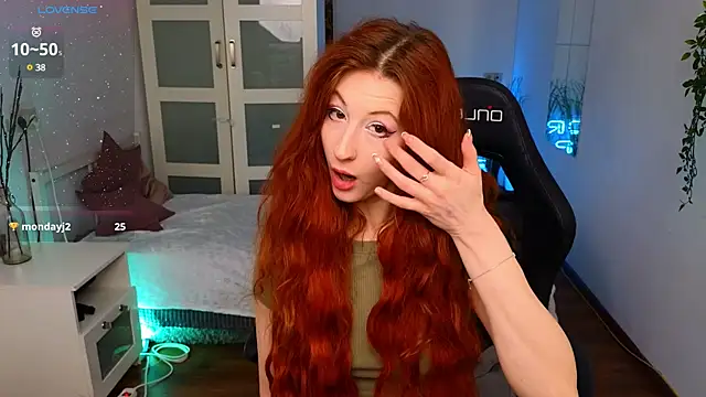 Snapshot of Katy_diamond_ chatting on February 27, 2025, 5:24 am Katy diamond online show from February 27, 2025, 5:24 am