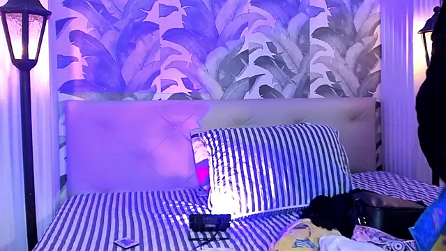 Snapshot of Sami_Evanns chatting on October 21, 2025, 3:40 am Sami Evanns online show from October 21, 2025, 3:40 am