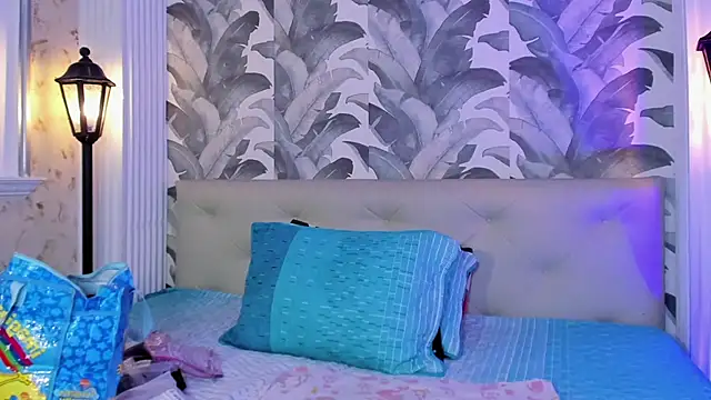 Snapshot of Sami_Evanns chatting on November 12, 2025, 3:18 am Sami Evanns online show from November 12, 2025, 3:18 am