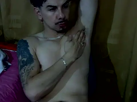 Snapshot of venusfranco_94 chatting on November 7, 2025, 12:10 am venusfranco 94 online show from November 7, 2025, 12:10 am