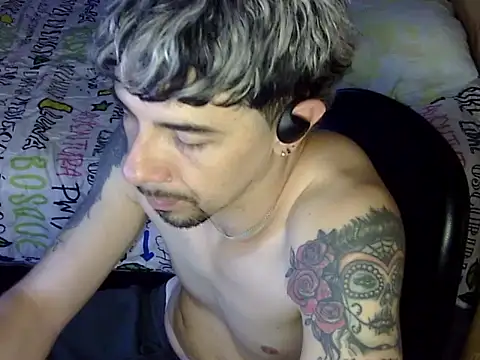 venusfranco 94 online show from March 17, 2026, 2:49 am