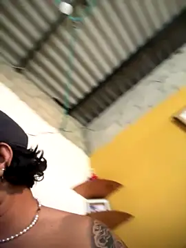 daniel6916 online show from November 18, 2025, 2:43 pm