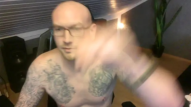 Fit Firefigther online show from February 4, 2025, 9:17 am