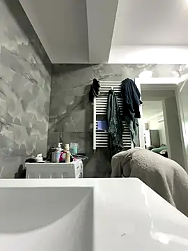 BonyBon29 online show from October 28, 2025, 8:40 am