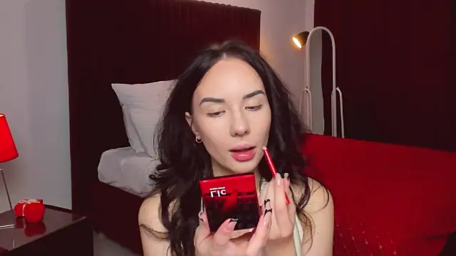 Snapshot of Suga_babe chatting on September 20, 2025, 1:23 pm Suga babe online show from September 20, 2025, 1:23 pm