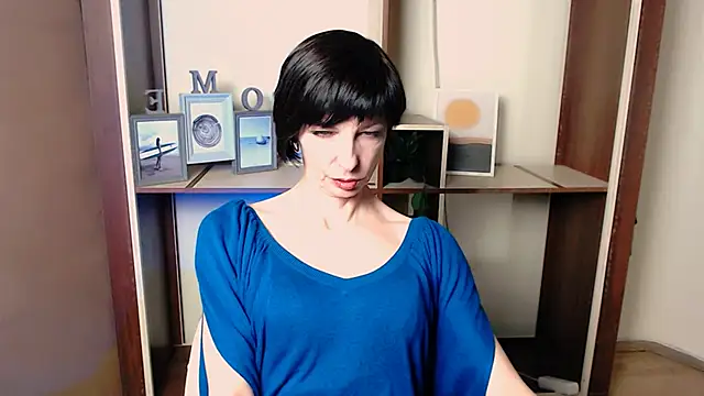  AngeliaFlow  online show from December 21, 2025, 11:39 am