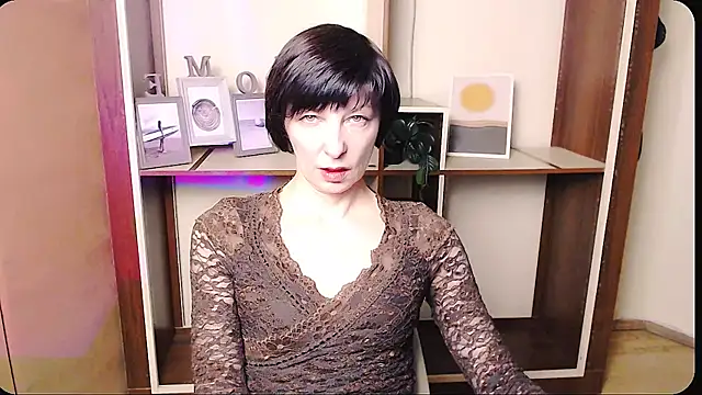  AngeliaFlow  online show from March 25, 2026, 10:21 am