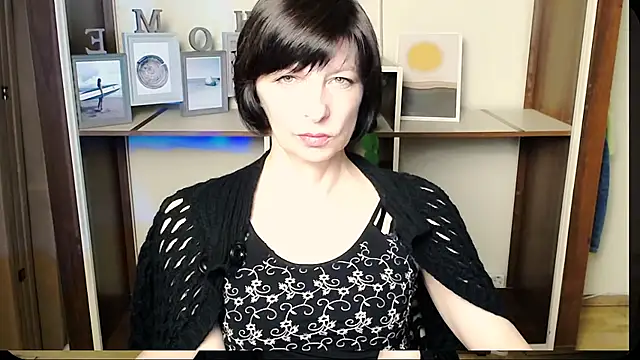  AngeliaFlow  online show from July 8, 2026, 9:03 am
