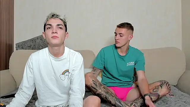 Snapshot of crazybottom99 chatting on September 14, 2025, 7:57 pm crazybottom99 online show from September 14, 2025, 7:57 pm