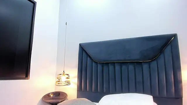 ZamiraGates online show from September 28, 2025, 4:18 am