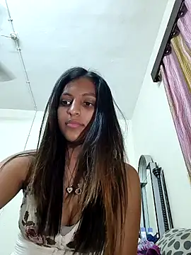 Snapshot of kissmebishh chatting on February 24, 2025, 9:31 pm kissmebishh online show from February 24, 2025, 9:31 pm