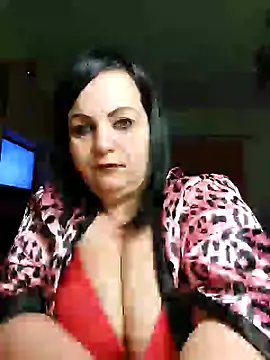 Snapshot of IvettkeXXX chatting on February 16, 2025, 6:21 pm IvettkeXXX online show from February 16, 2025, 6:21 pm