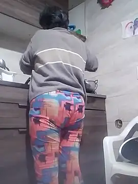 Saori Sann  online show from March 22, 2025, 2:59 am