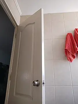 MaiPandora online show from December 17, 2025, 2:01 pm