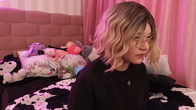 NataliaNovak online show from November 26, 2025, 9:38 pm