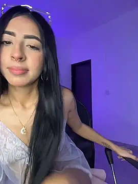 Snapshot of Mirandaa_Rogers chatting on July 11, 2026, 7:05 pm Mirandaa Rogers online show from July 11, 2026, 7:05 pm