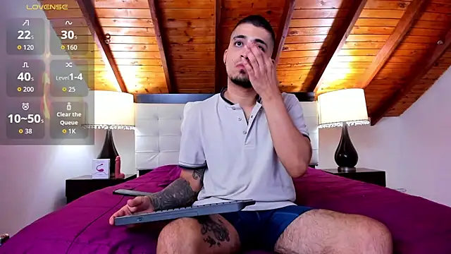 Snapshot of Sebastian_Berne chatting on February 13, 2026, 6:59 pm Sebastian Berne online show from February 13, 2026, 6:59 pm