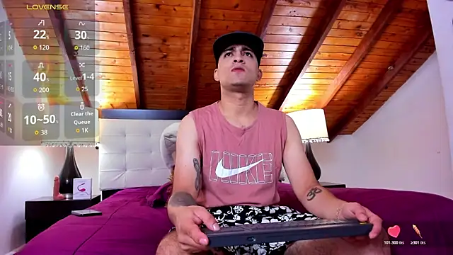 Snapshot of Sebastian_Berne chatting on February 27, 2026, 7:03 pm Sebastian Berne online show from February 27, 2026, 7:03 pm