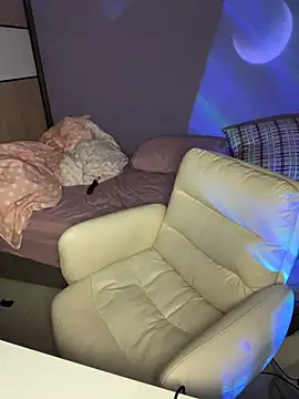 Hannababy  online show from March 27, 2026, 3:23 pm