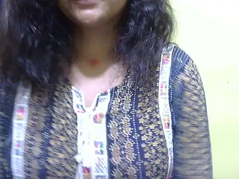 Your cutiepie  online show from October 19, 2025, 6:30 pm