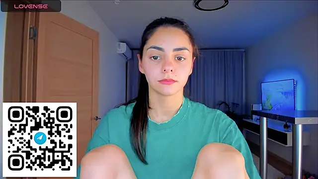 EmiliaZen online show from November 20, 2025, 6:18 pm