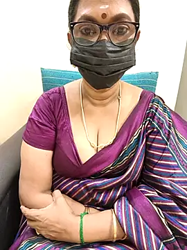 niiveditha online show from February 22, 2025, 4:30 pm