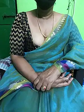 niiveditha online show from March 17, 2025, 10:06 pm