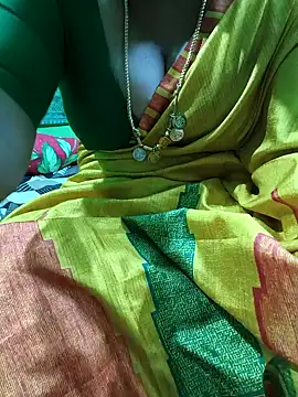Snapshot of niiveditha chatting on February 21, 2026, 1:39 am niiveditha online show from February 21, 2026, 1:39 am