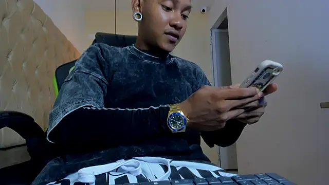 blackdirty420 online show from October 29, 2025, 7:04 pm