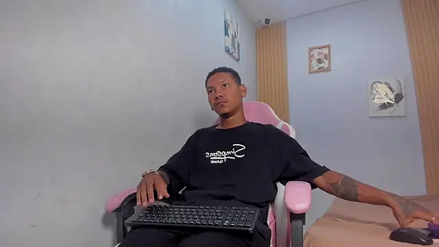 blackdirty420 online show from November 11, 2025, 3:34 pm