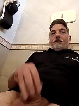 Snapshot of Sexyguycumming chatting on March 16, 2025, 8:11 pm Sexyguycumming online show from March 16, 2025, 8:11 pm