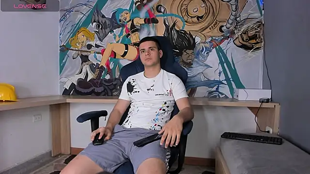 Snapshot of Sebastian_Phoenix chatting on March 4, 2025, 3:22 am Sebastian Phoenix online show from March 4, 2025, 3:22 am