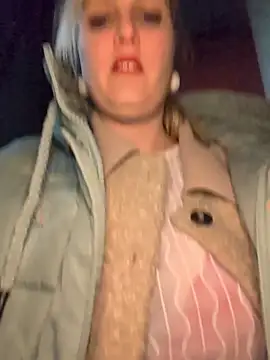 Sexybiene969 online show from January 10, 2026, 5:15 pm