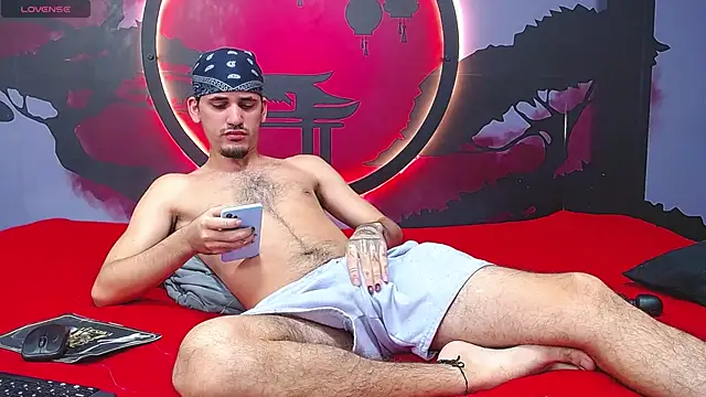 Dirty Kingg online show from November 28, 2025, 8:11 pm