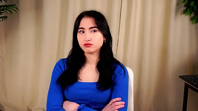 Snapshot of LynnaHandley chatting on February 10, 2025, 4:52 am LynnaHandley online show from February 10, 2025, 4:52 am