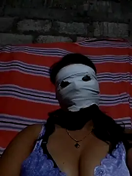 chutiaunty online show from February 28, 2026, 3:57 pm
